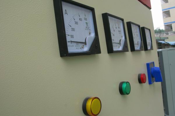 渭源配电柜-3683讲讲配电柜注意事项